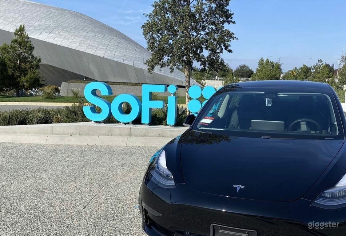 2019 Electric vehicle for shoots Photo 1