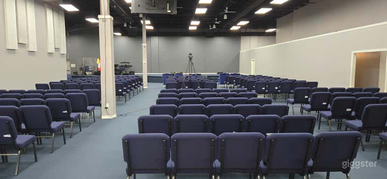  Versatile Event Space with High Ceilings Buyout 