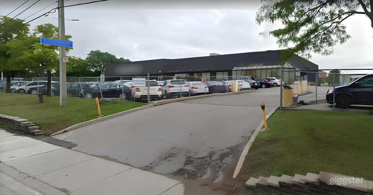  Versatile Event Space with High Ceilings Buyout 