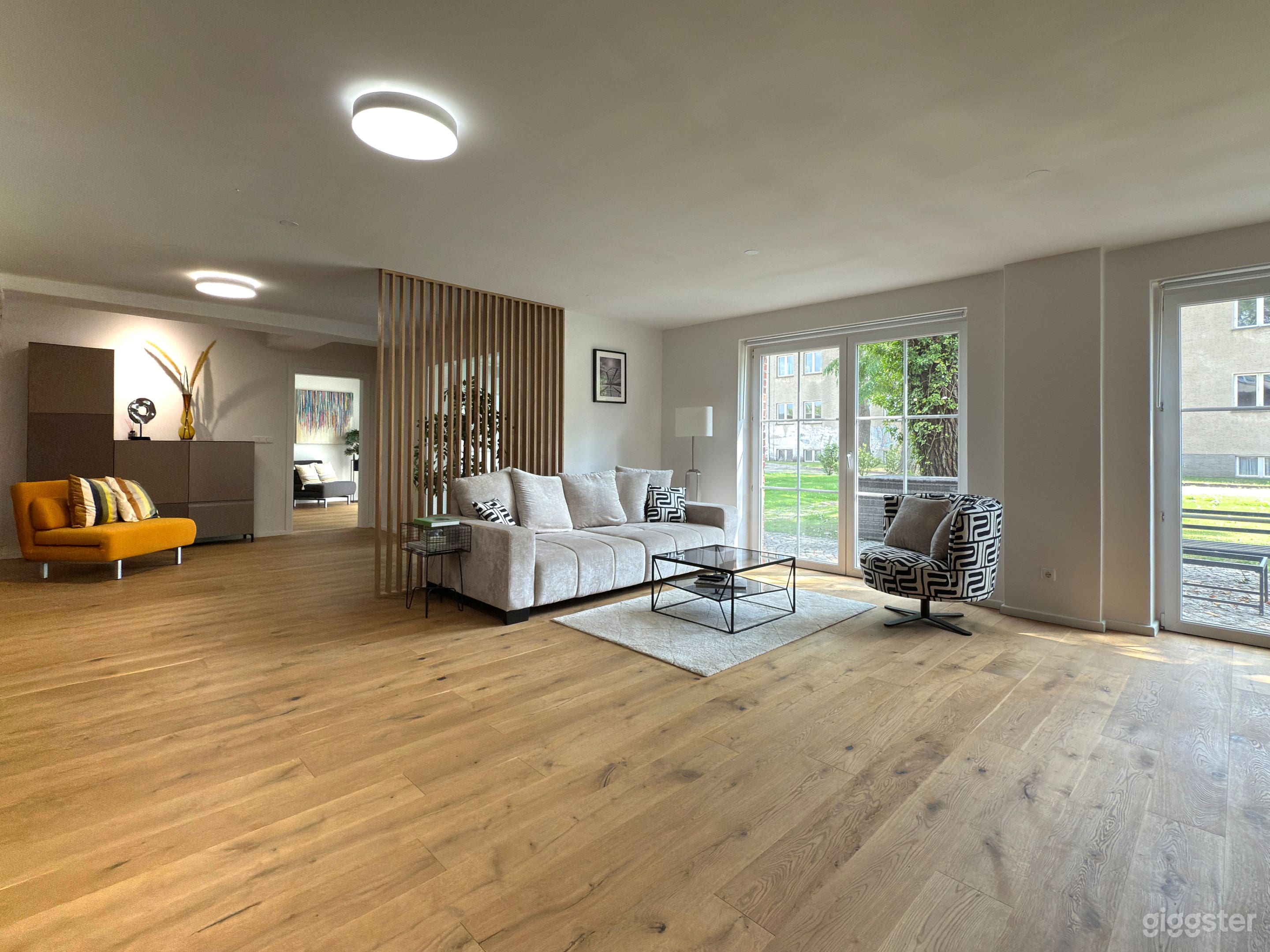 Loft apartment - direct access to the Spree River Photo 2