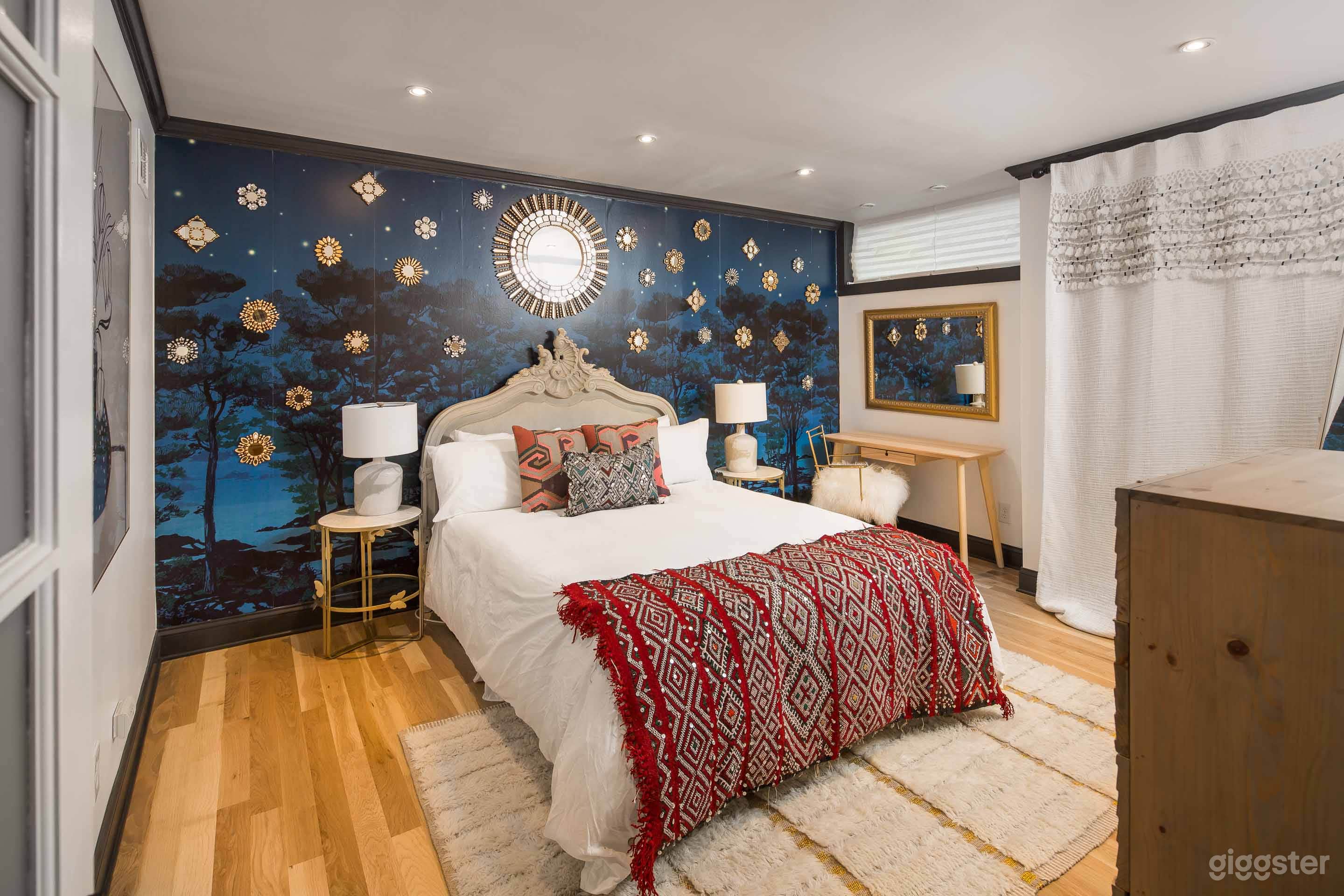 Bohemian Rhap | Upscale Furnished Rental Apartment Photo 3