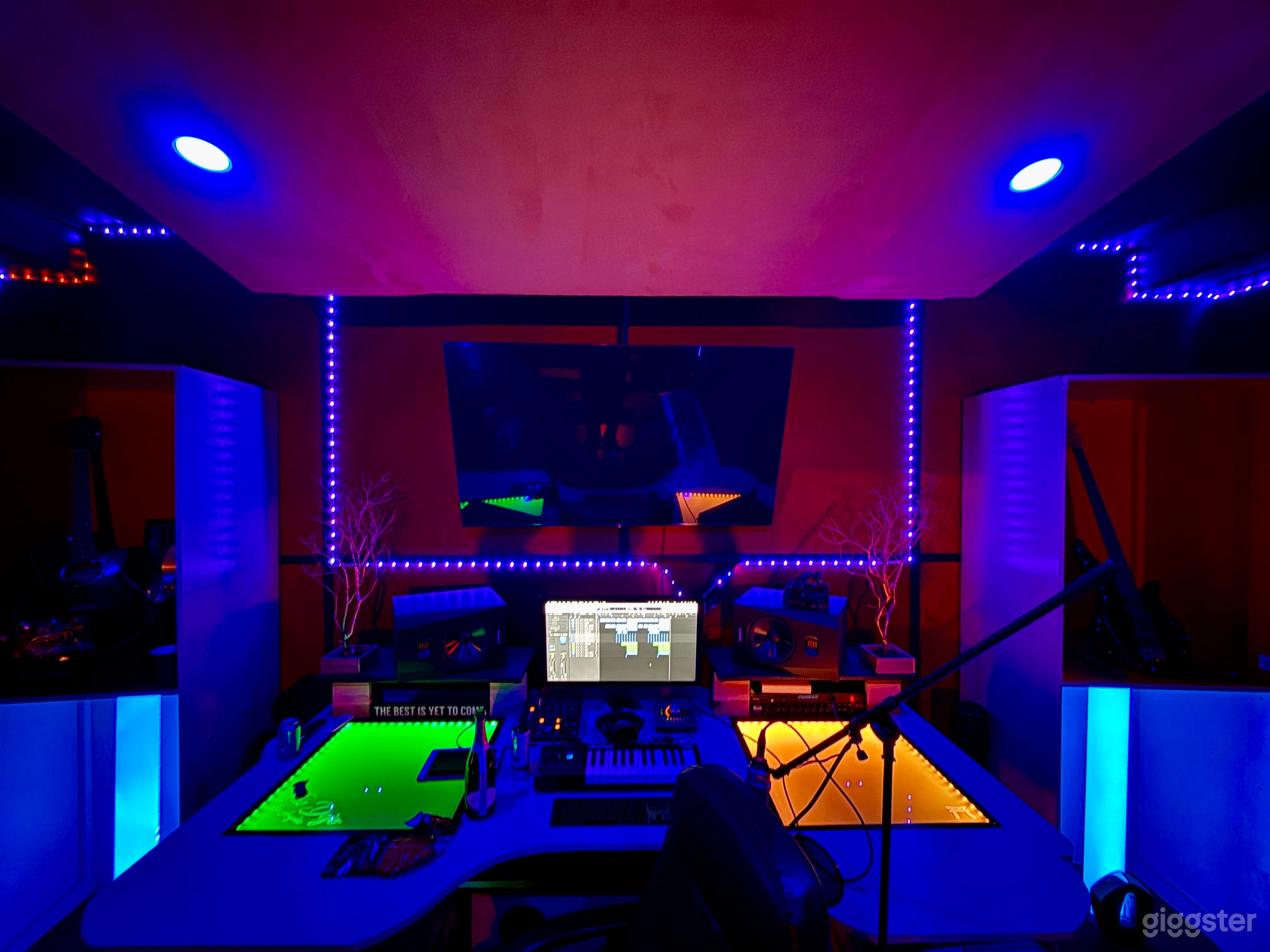 DTLA Recording Studio & Photo/Video Loft Photo 3