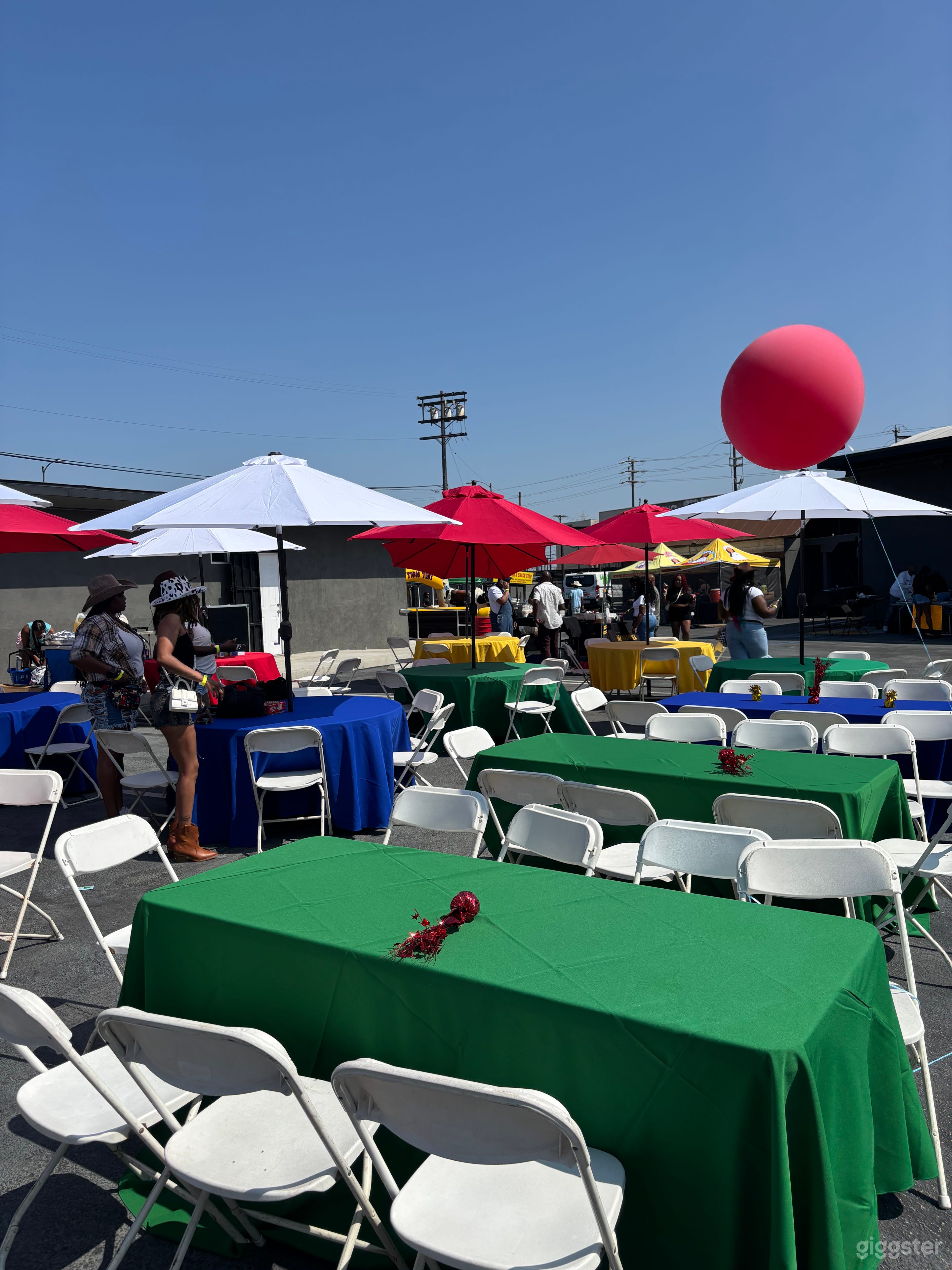 24 hrs Gated Huge OUTDOOR Event Venue with 200+ Parking Photo 4