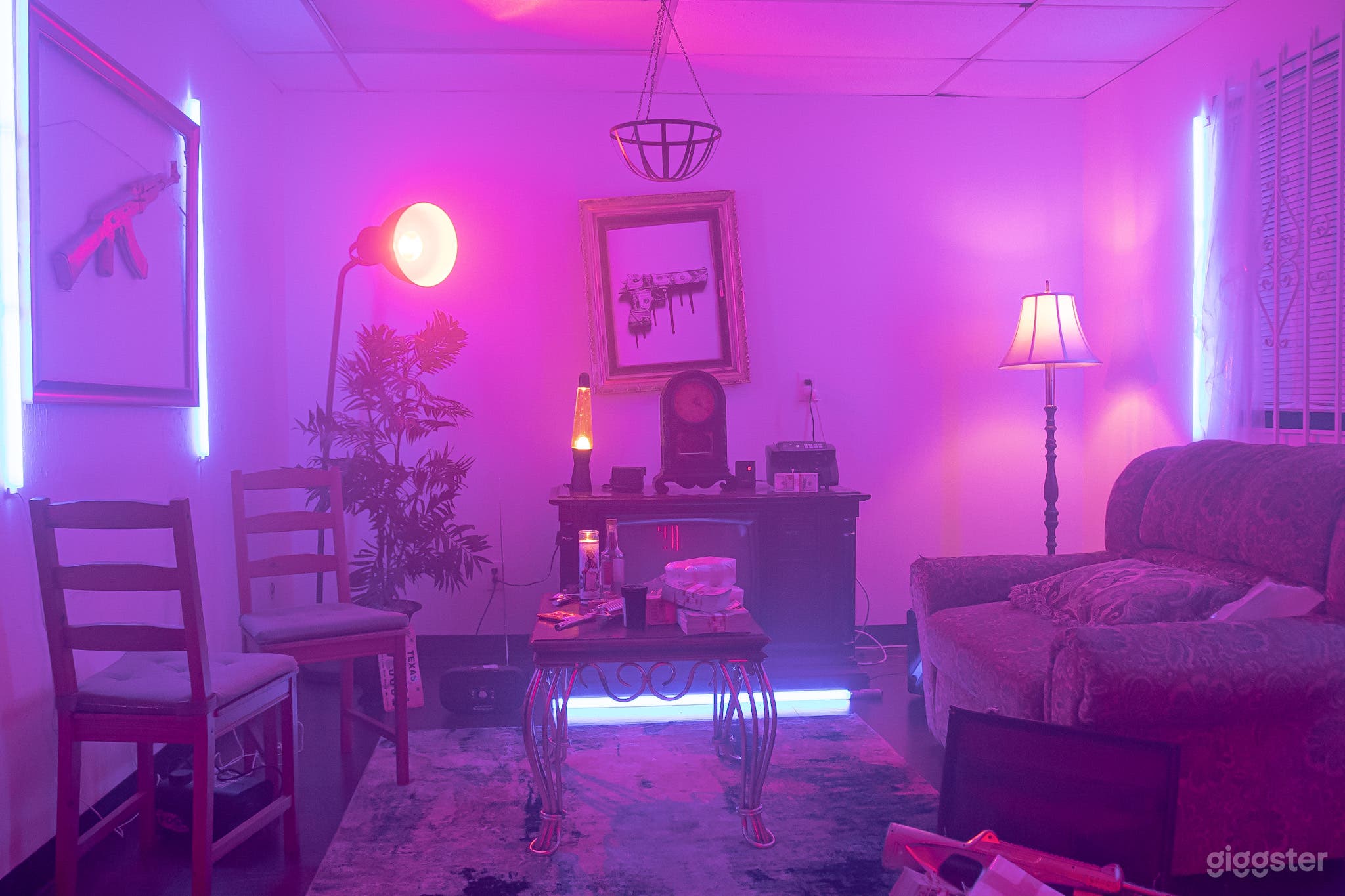 Retro Trap House  Photo 3