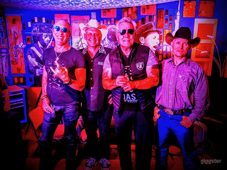  DEE SNIDER, NICK SEARCY 2021 NEW FILM SHOOT 