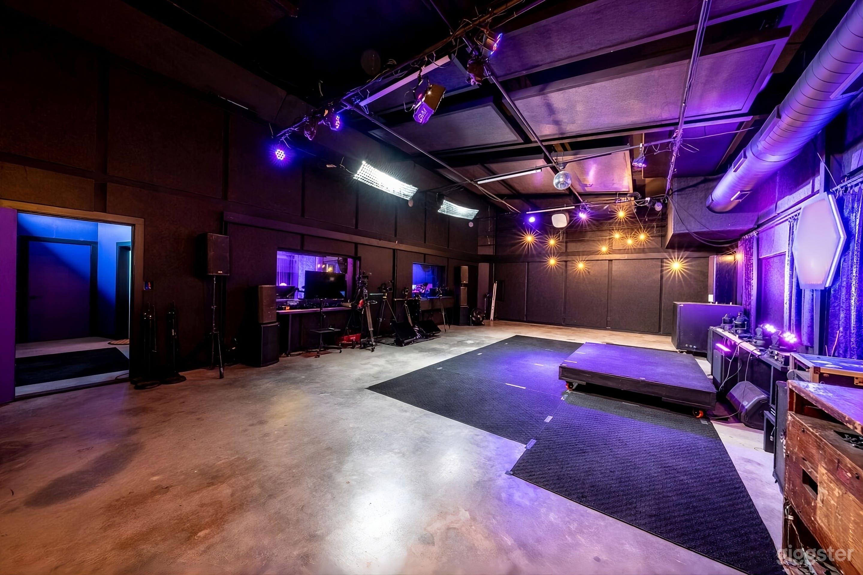 Magical Content, Event Space and Studio Photo 3