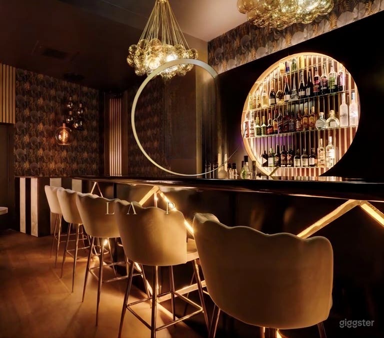  Bar per cocktail chic vicino all’Arco di Trionfo * 