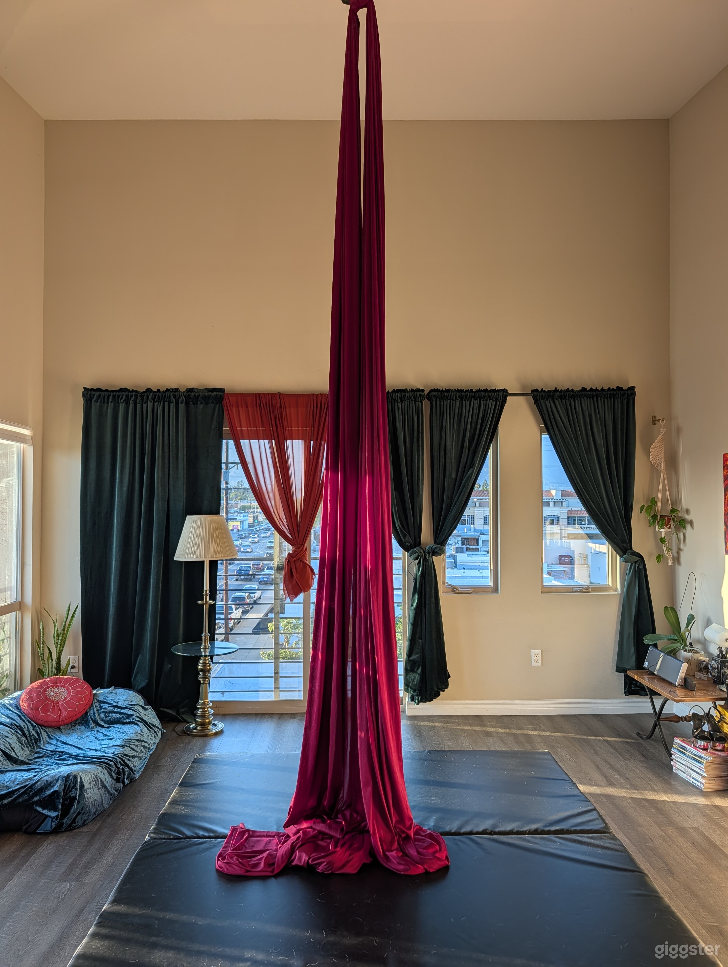 Private Aerial & Pole Creative Studio in San Gabriel Photo 4