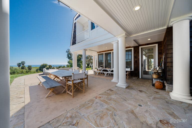 MALIBU OCEAN VIEW: LUXE CALIFORNIAN CRAFTSMAN HOME 