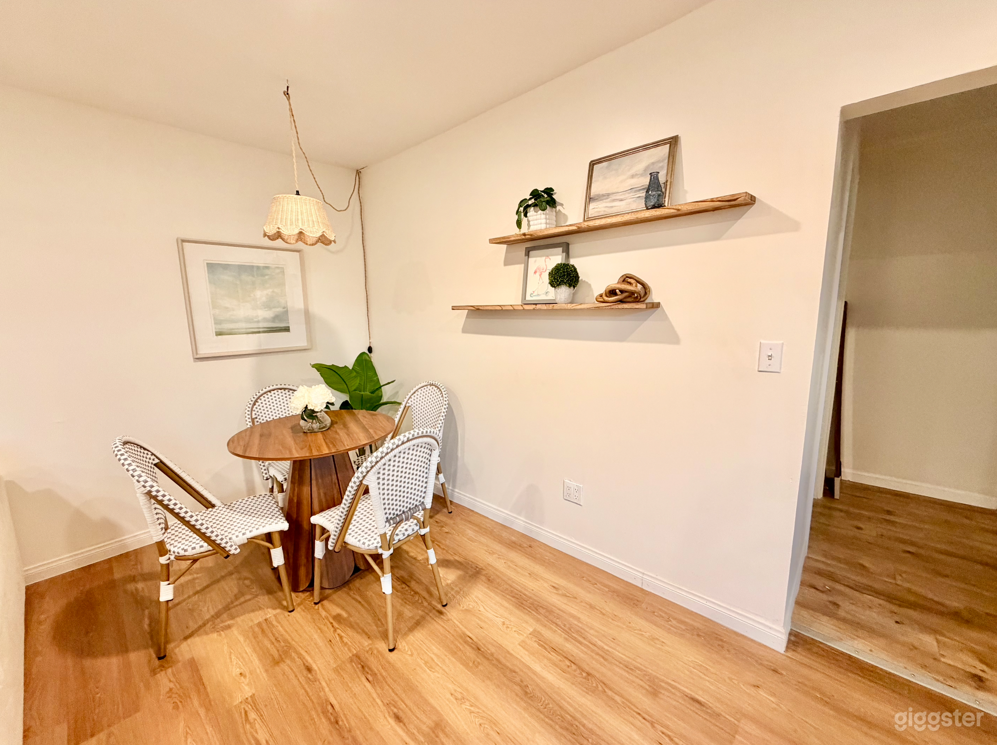 Beach Bungalow - Light Filled Bedroom Photo 4