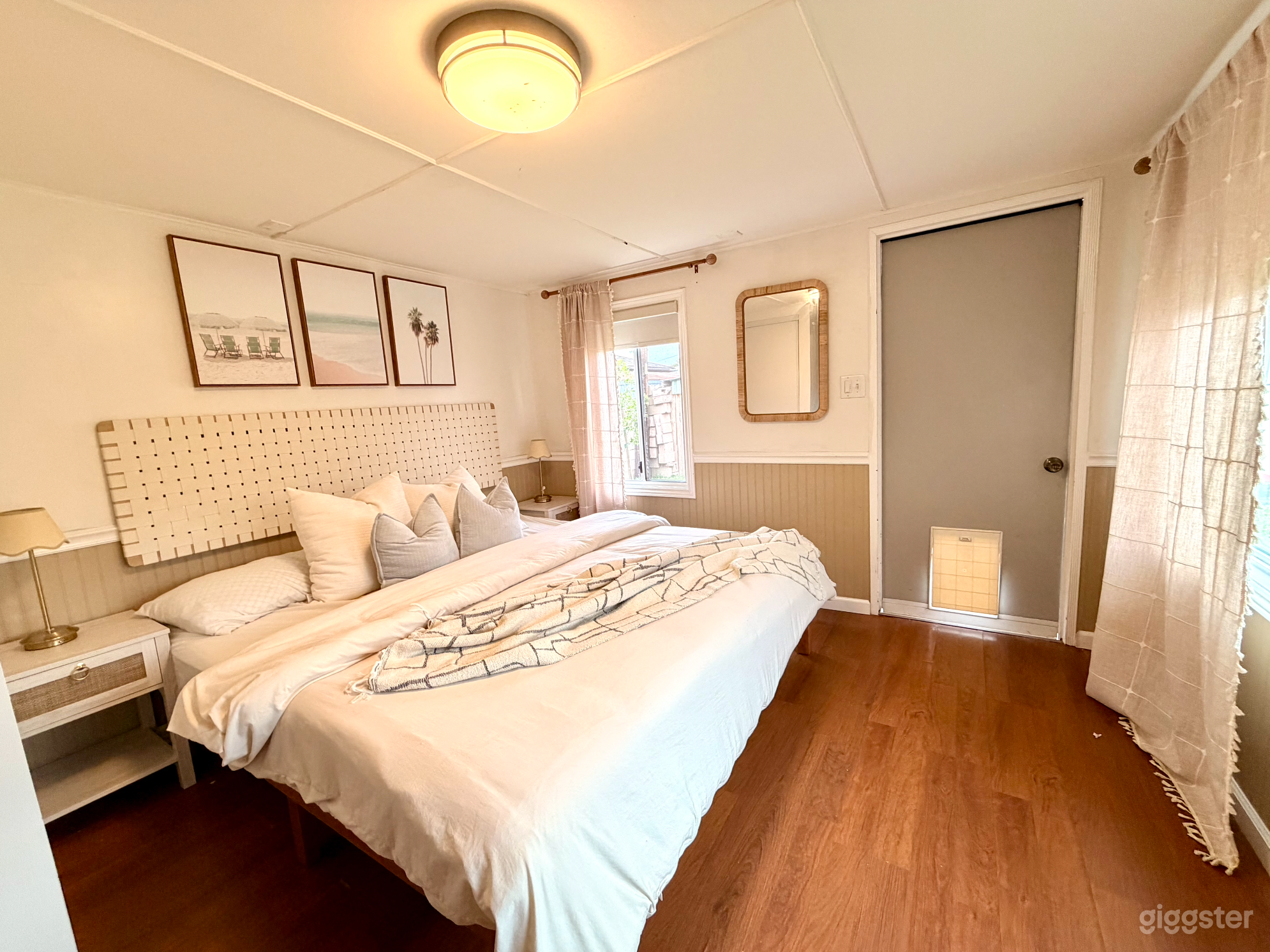 Beach Bungalow - Light Filled Bedroom Photo 2