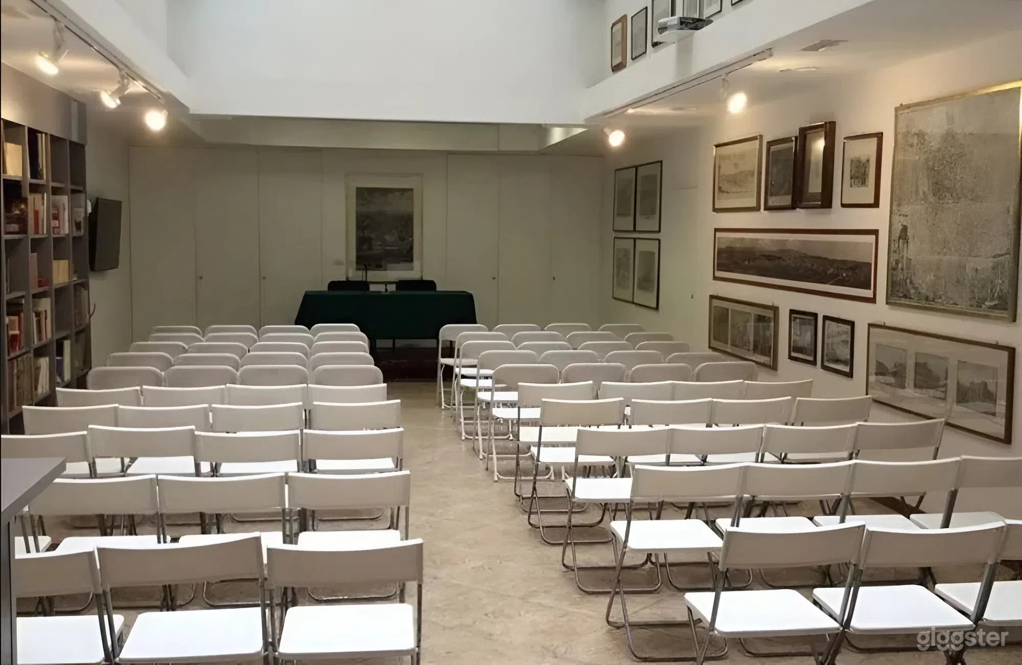 Foto di Spazio Eventi Storico a Roma con Lucernario in Vetro 3