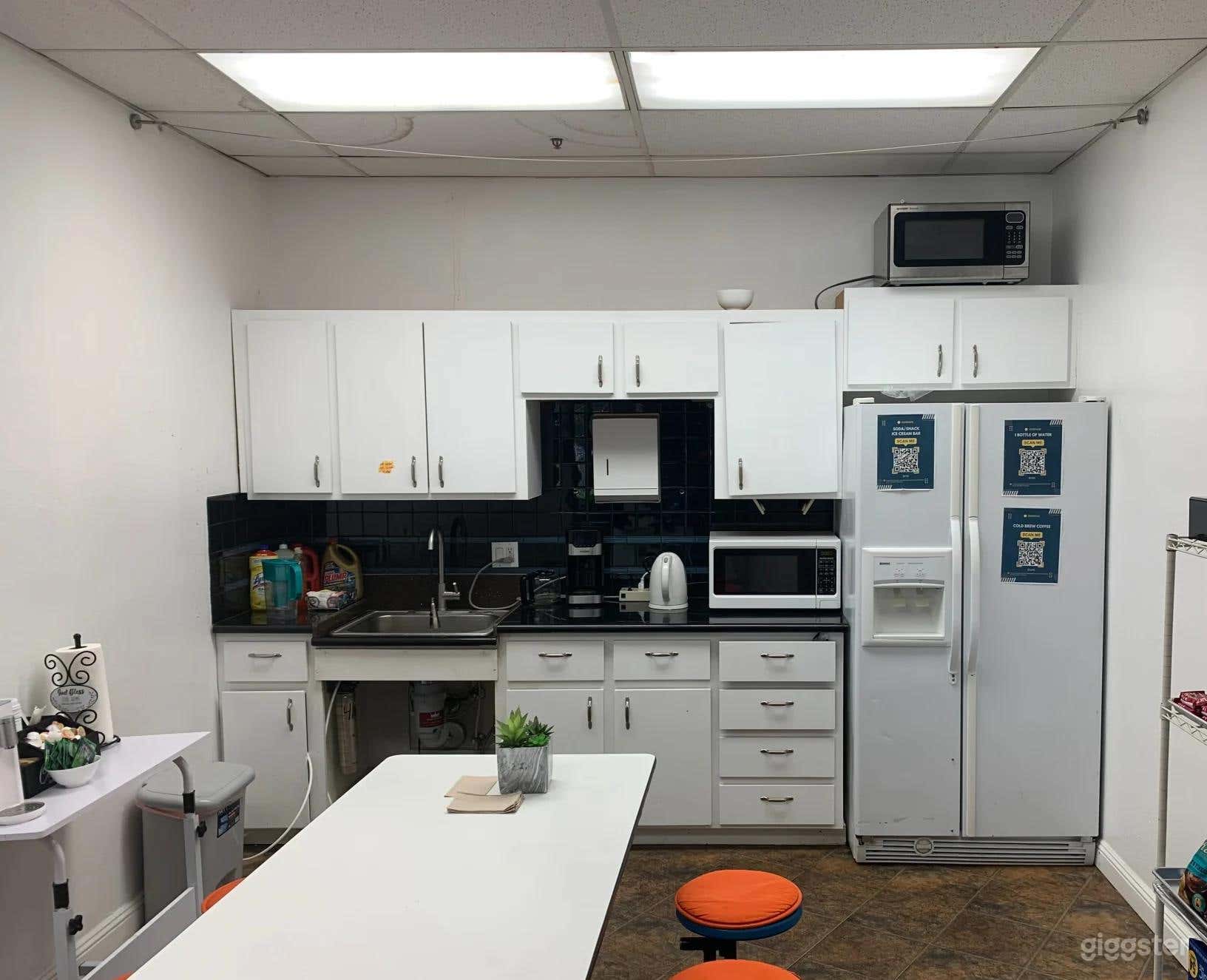 Intimate Classroom Space for 15 pax in Downtown San Jose Photo 3