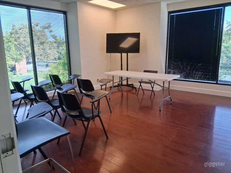 Intimate Classroom Space for 15 pax in Downtown San Jose 
