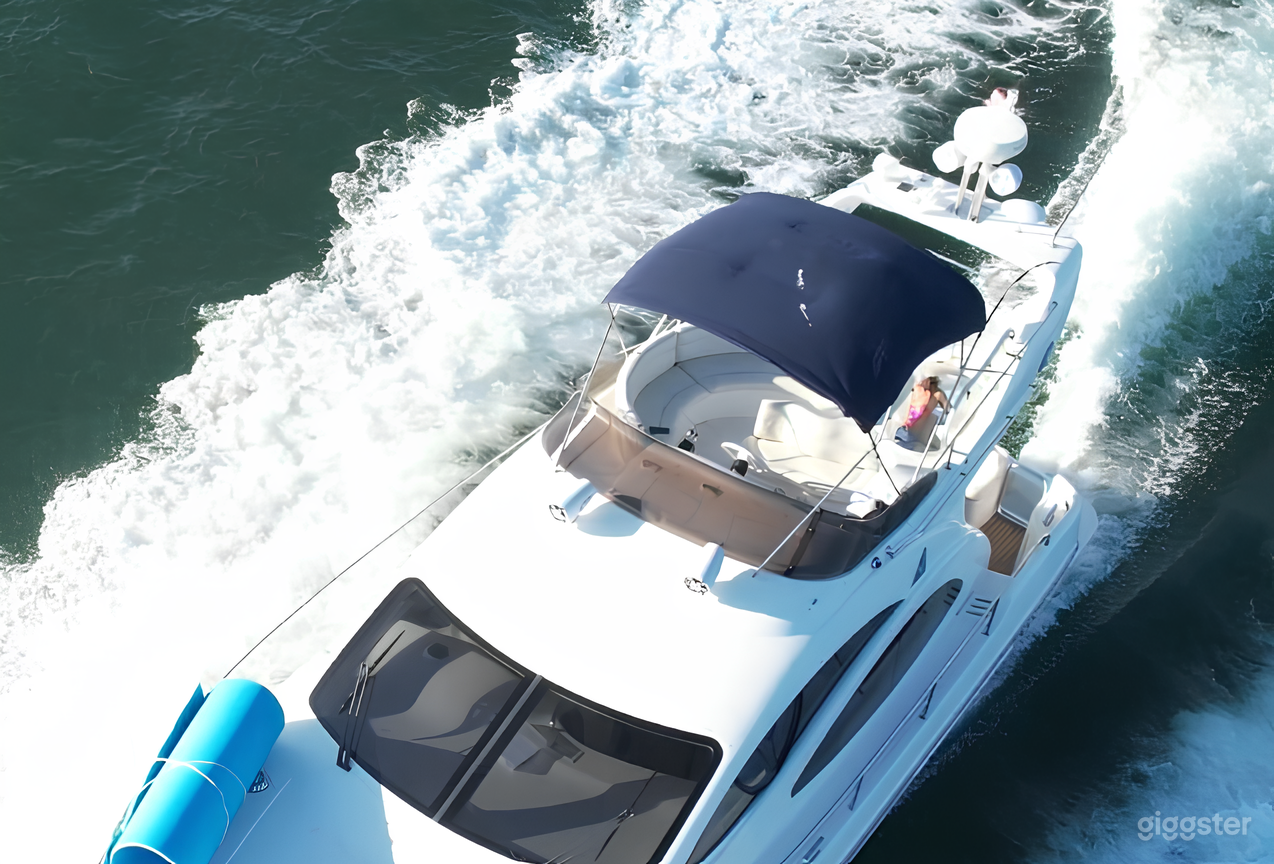 Azimut 45” Yacht Photo 2