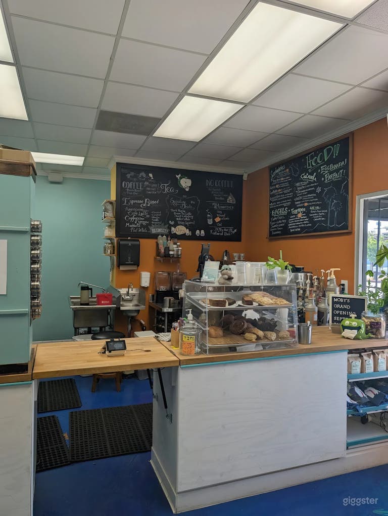  Cozy Coffee & Tea Shop in NoHo 