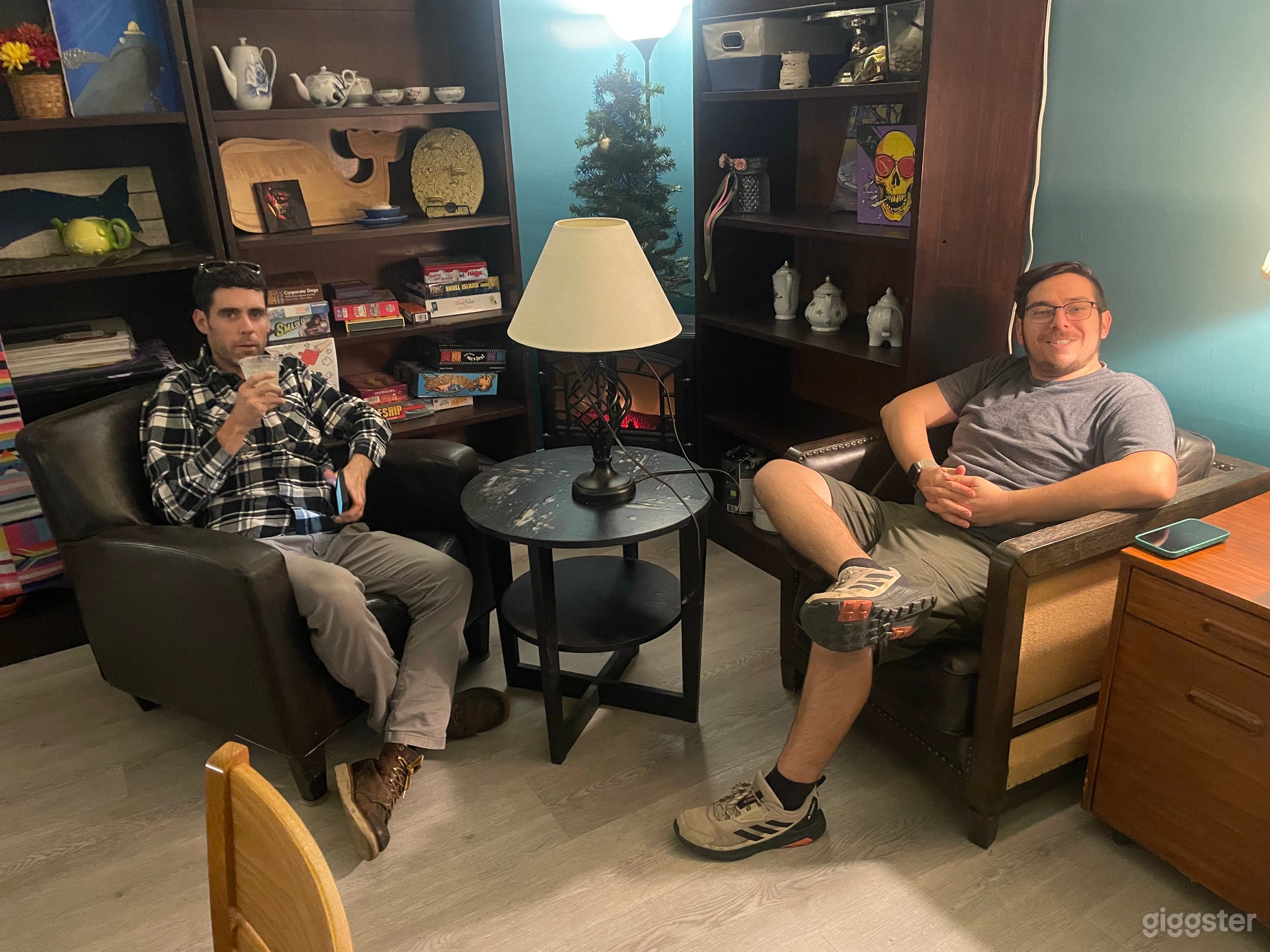 Cozy Coffee & Tea Shop in NoHo Photo 1