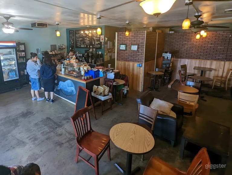  Cozy Coffee & Tea Shop in NoHo 