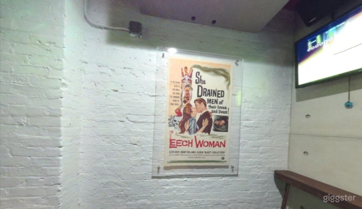 BROADWAY ROOM Photo 2