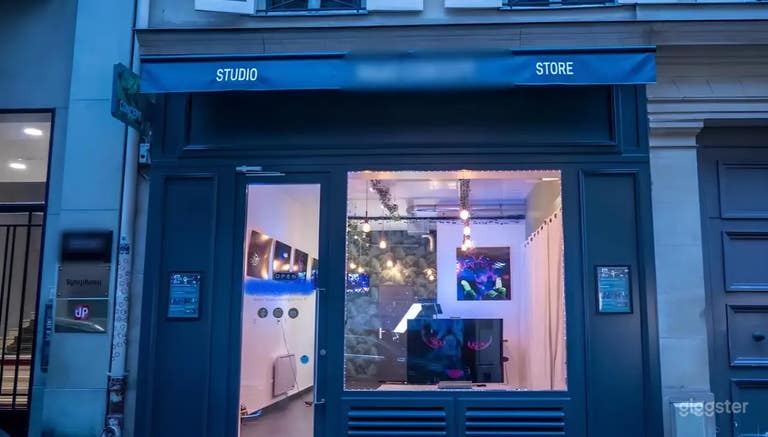  Studio pignon sur rue dans le triangle d'or de Paris 