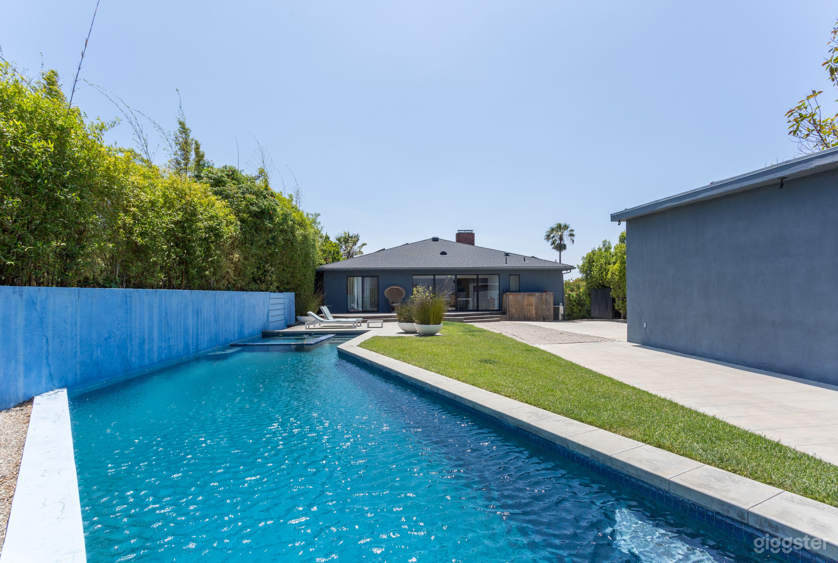 pool from 2nd sitting area