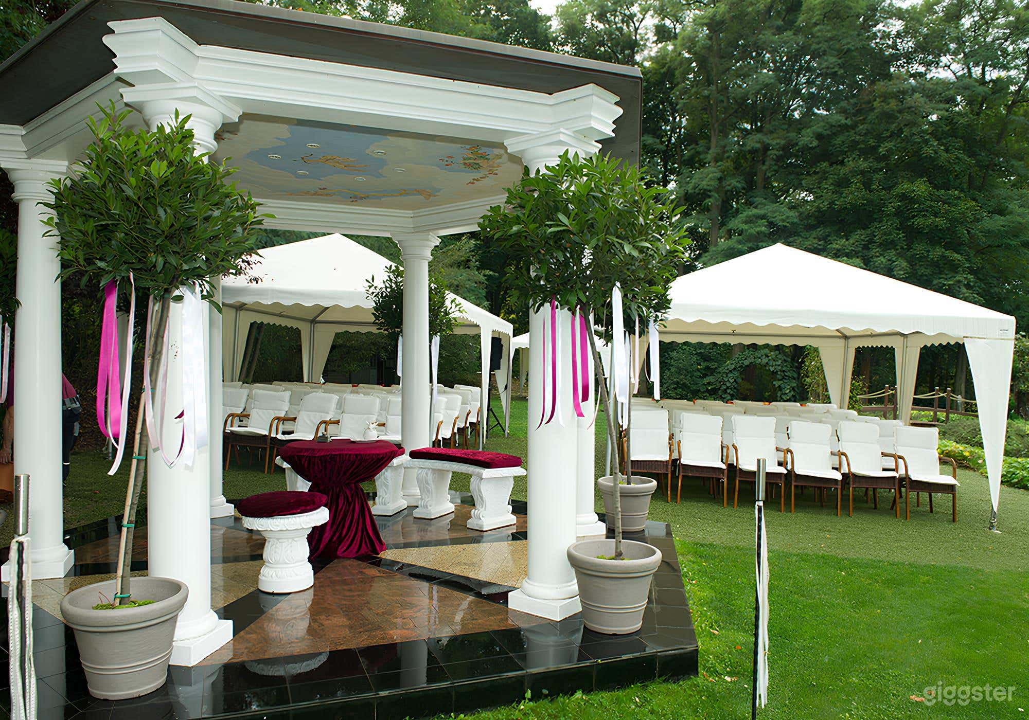Pavillion + Hochzeitswiese Foto 4