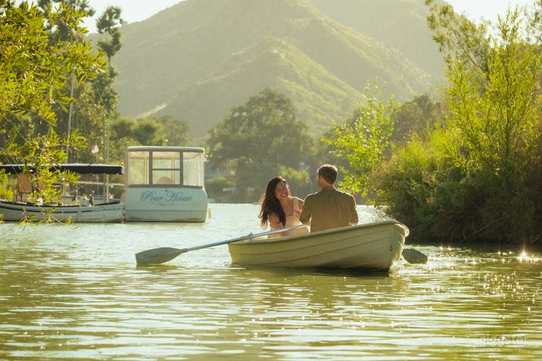  Right in front of our dock. Photos courtesy of Wayne at www.youlookgoodtoday.com.  