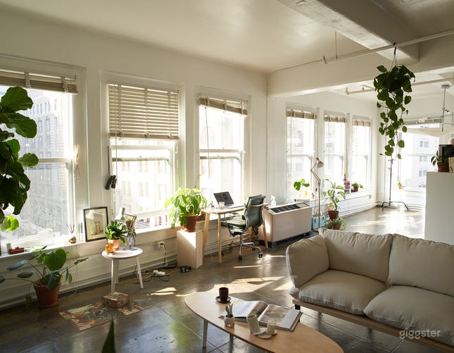 Downtown LA Loft for Rent - Film & Photo Studio with Natural Light