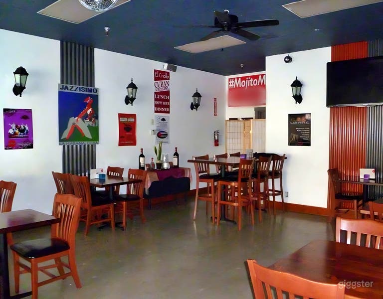  Intimate & Cozy Restaurant Bar 