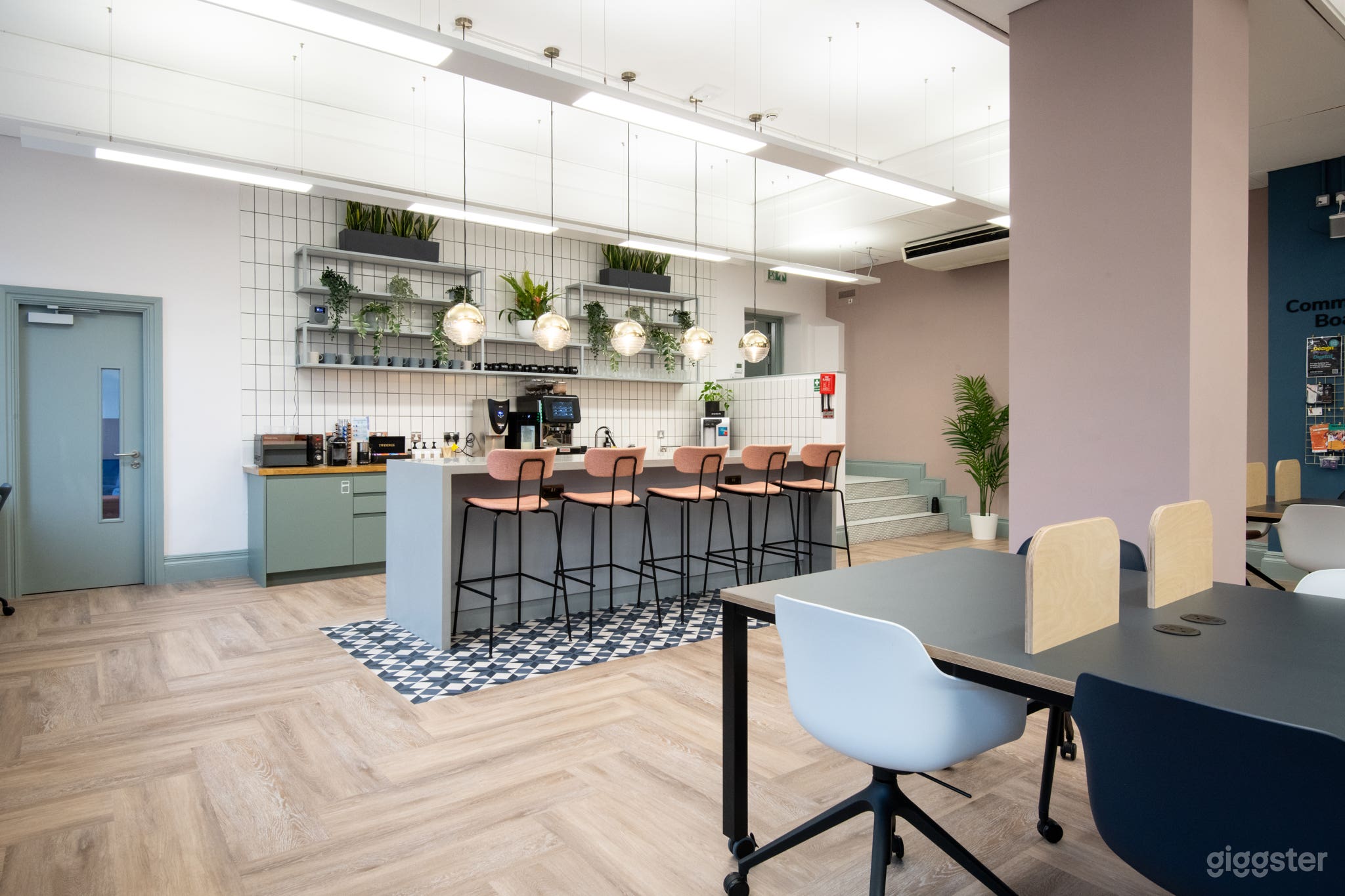 Kitchen/Breakout Space