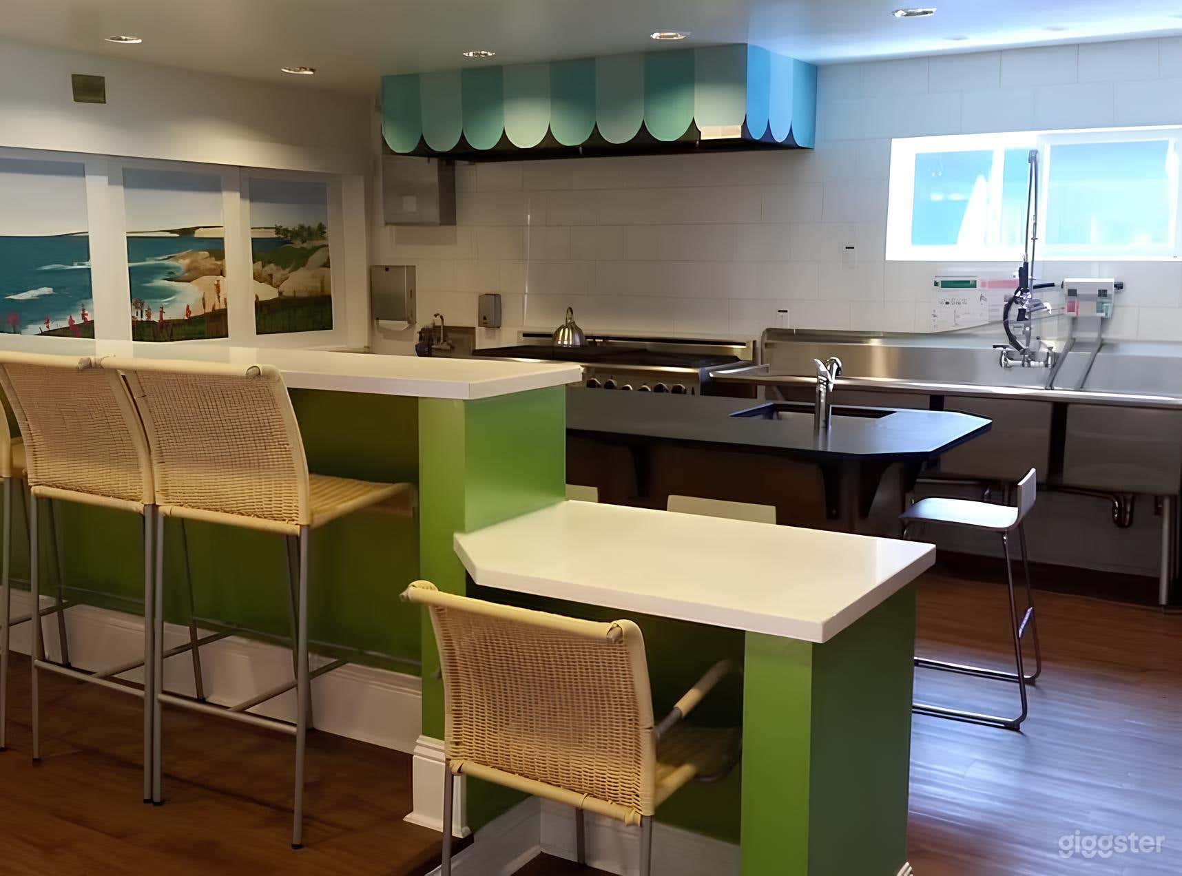 Exhibition Kitchen Photo 1