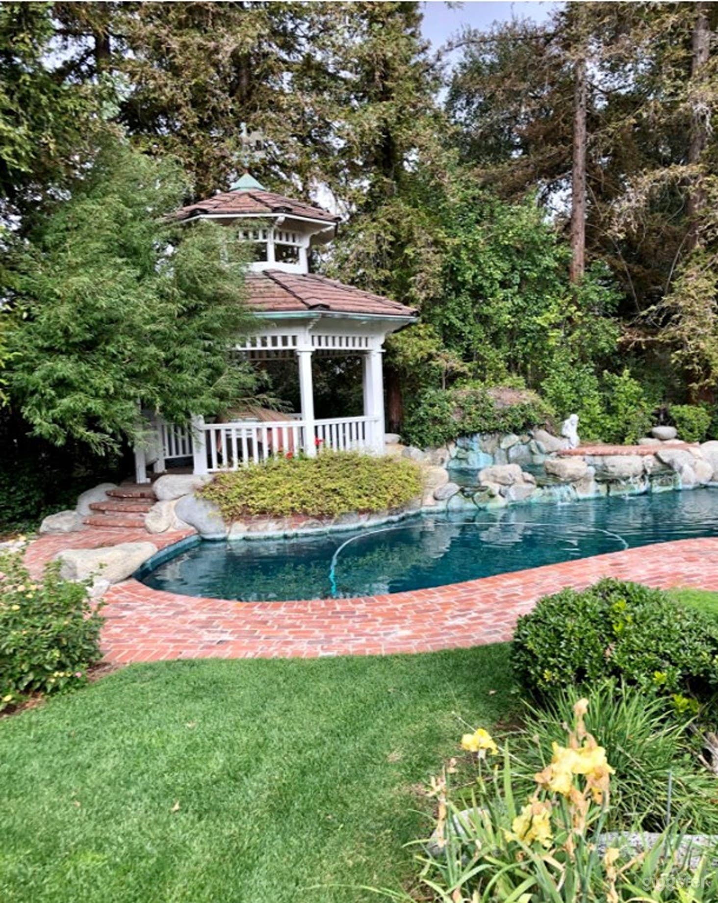 Private Pool Paradise Photo 2