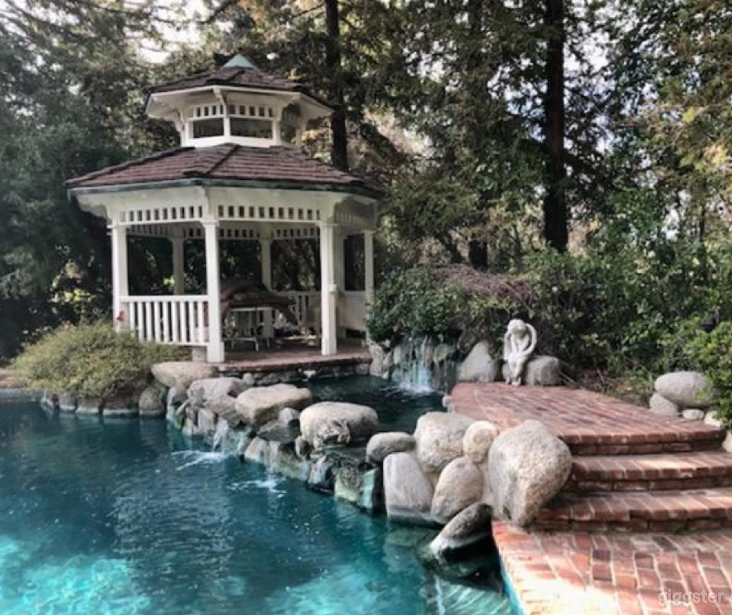 Private Pool Paradise Photo 4