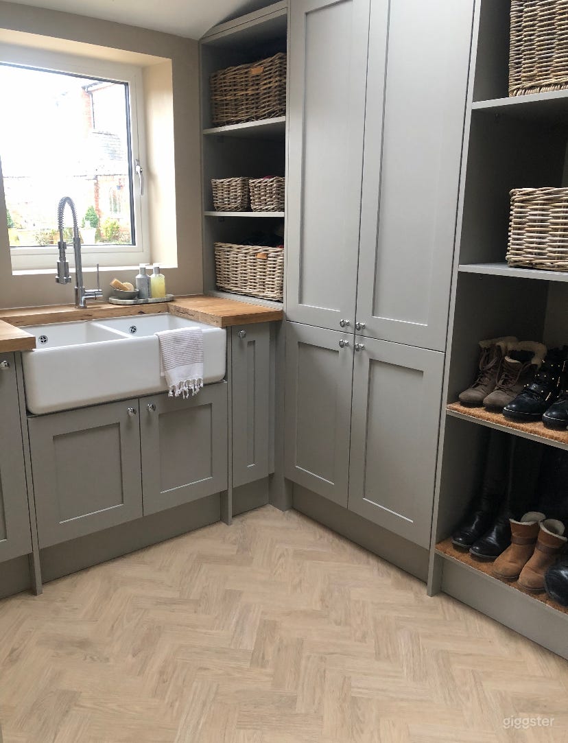 Beautiful Cottage for filming Photo 4