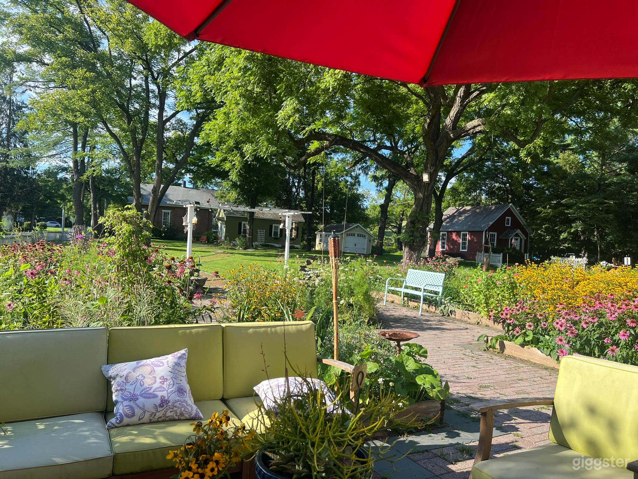 Historic property/House/Church/Schoolhouse Photo 2