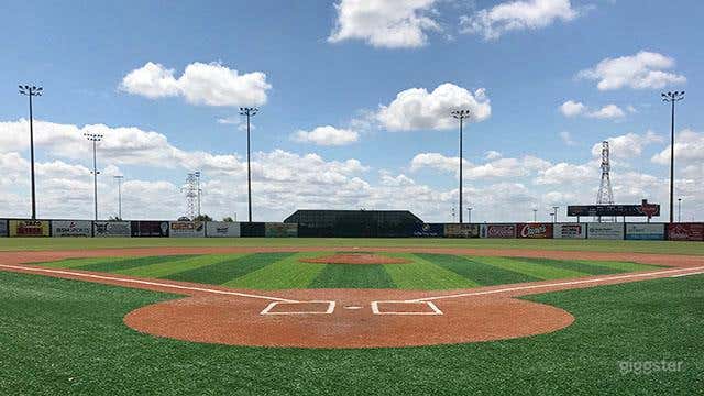 Arlington Field Photo 3