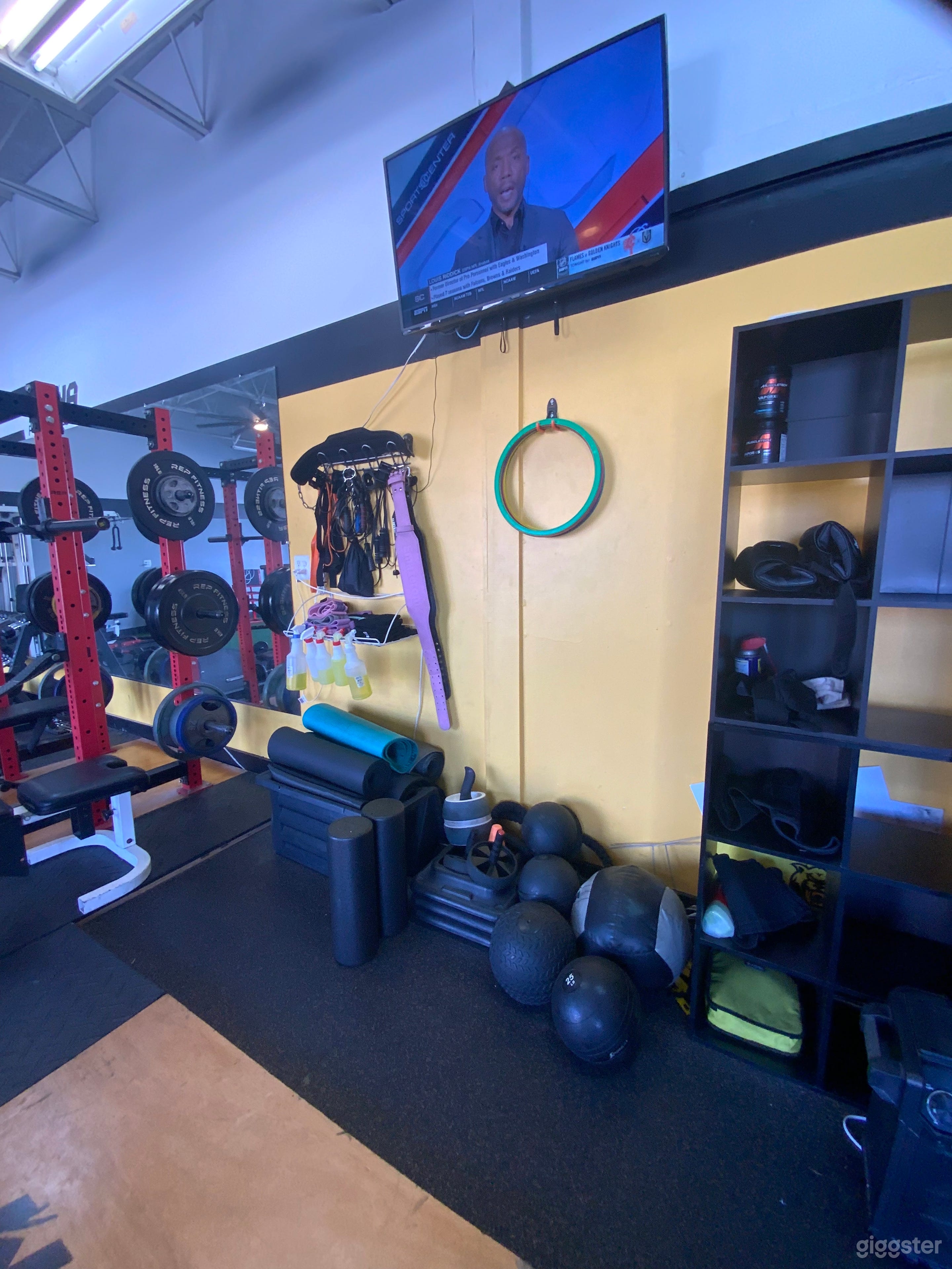 Fitness Studio- Close to Downtown West Palm Beach  Photo 1