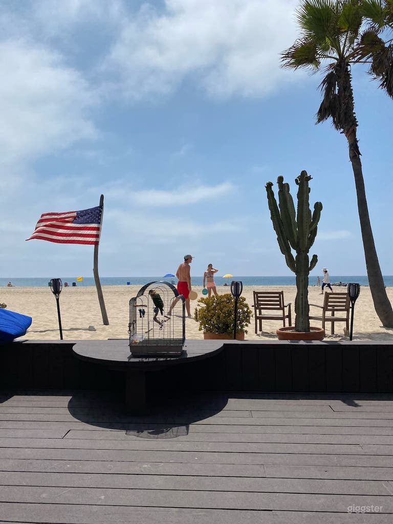  Private downstairs deck (daytime) 