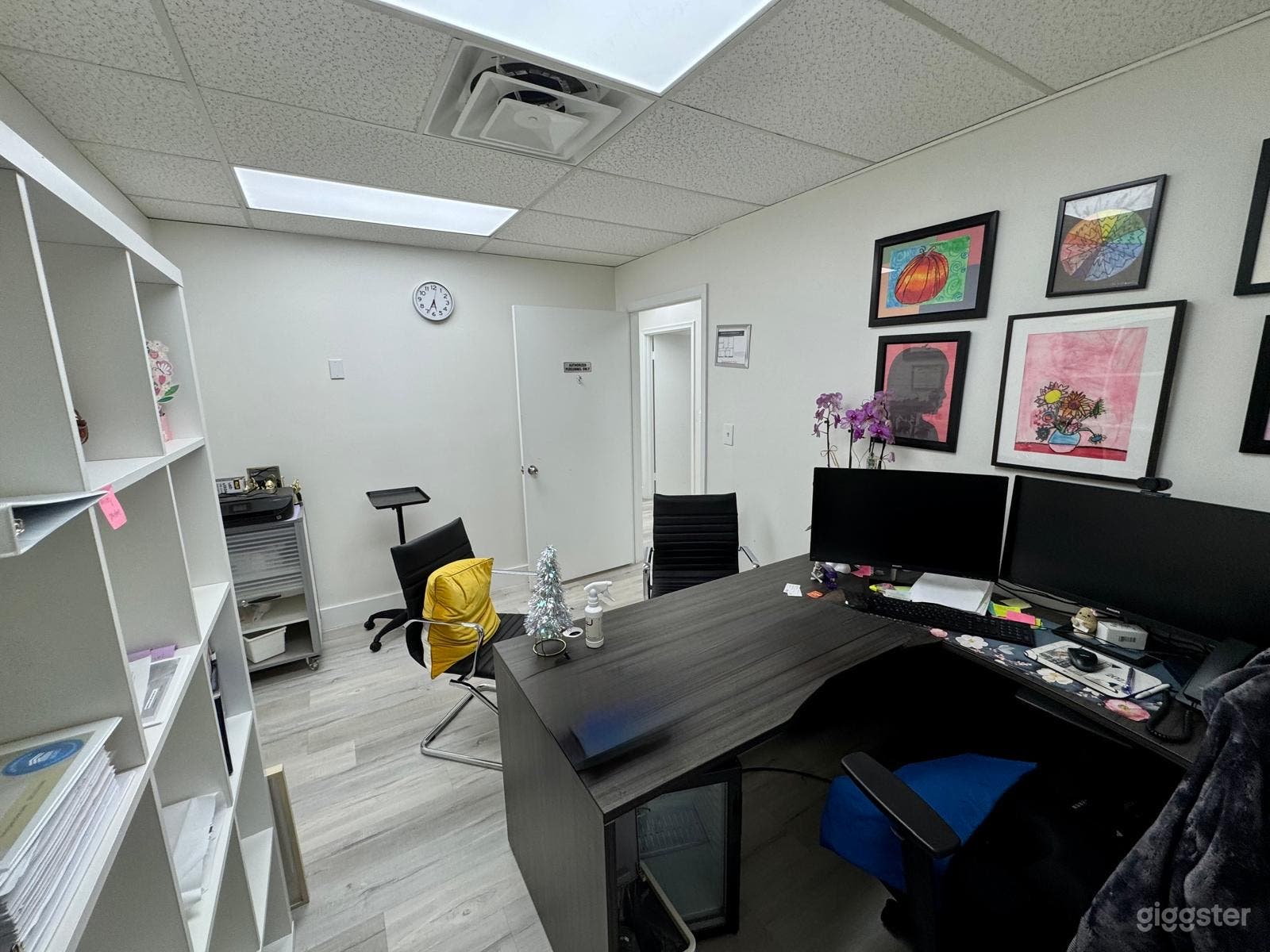 RARE MIAMI CORPORATE OFFICE LOCATION Photo 4