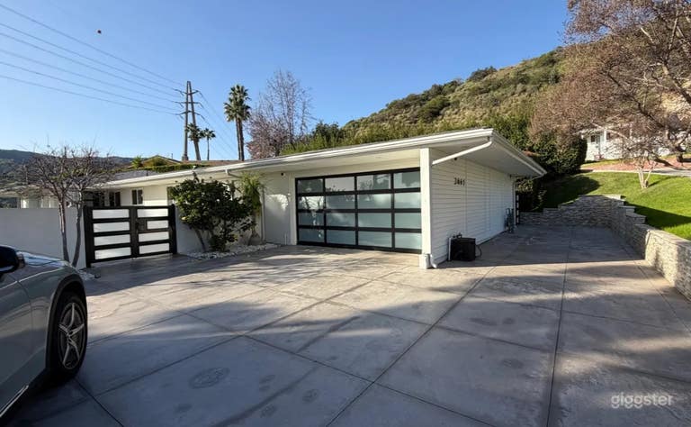  Beautiful house available for filming in Glendale Hills 