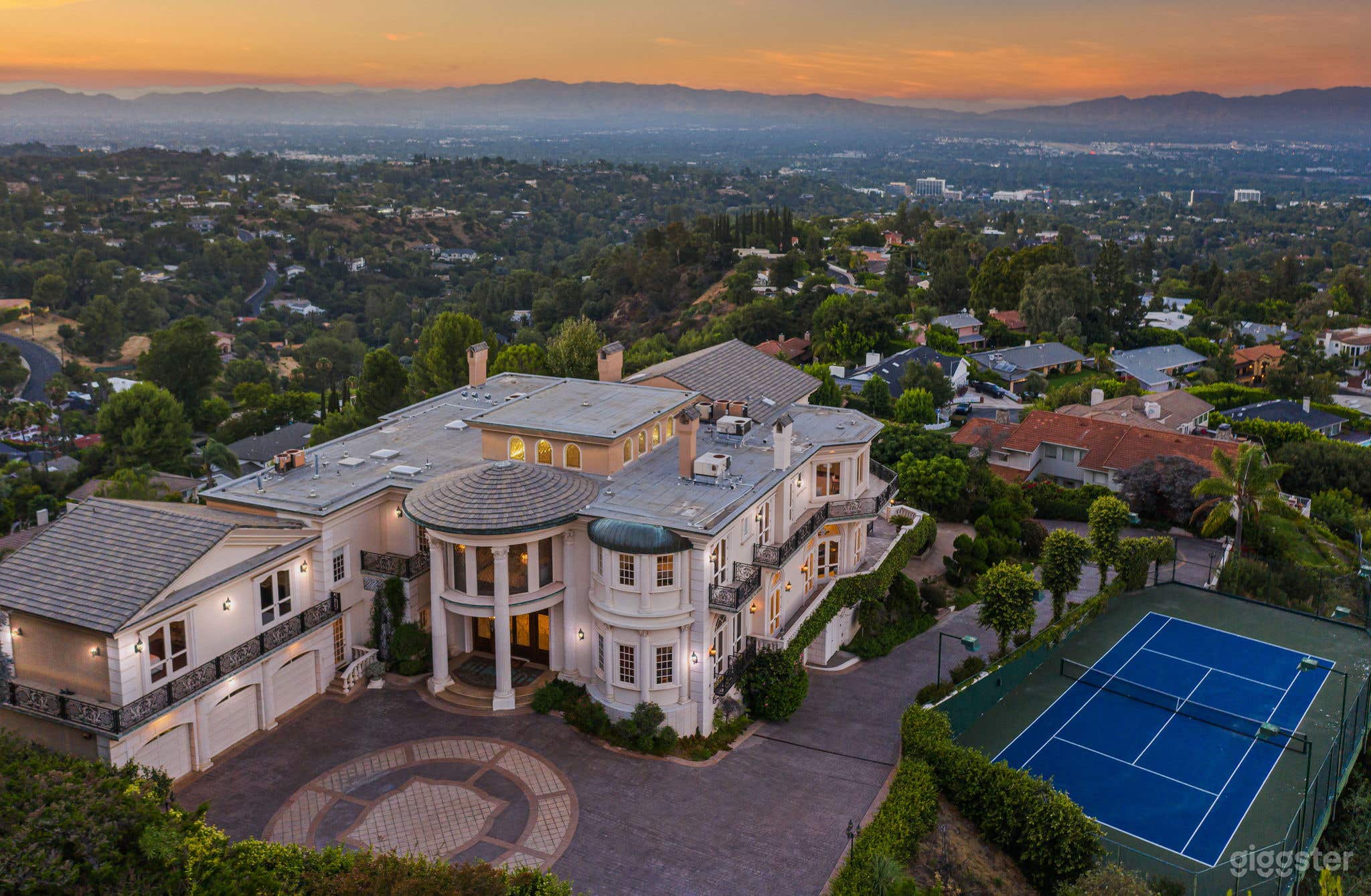 Luxury View Estate - Encino, CA Photo 3
