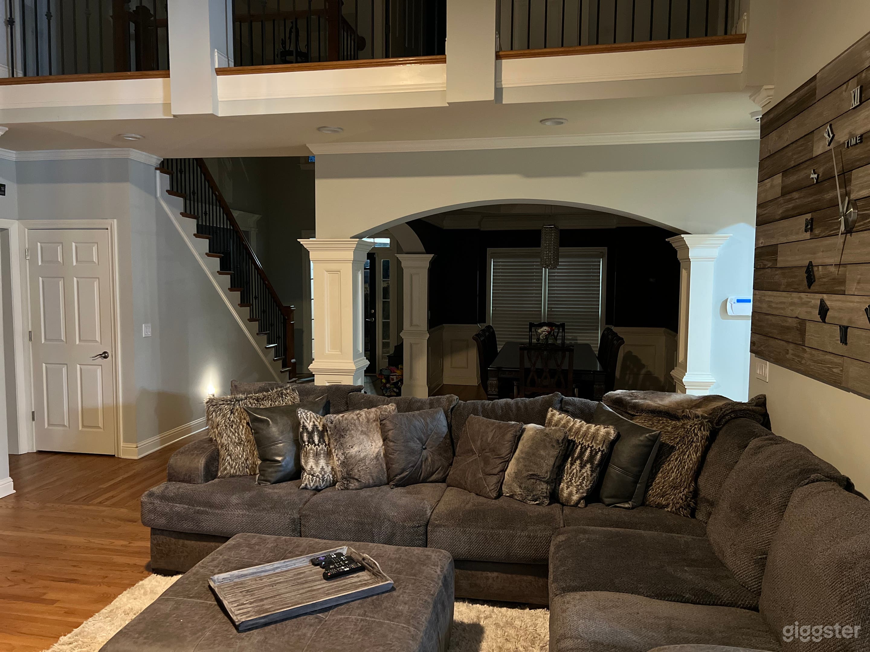 Beautiful Chateau in Canton Photo 1