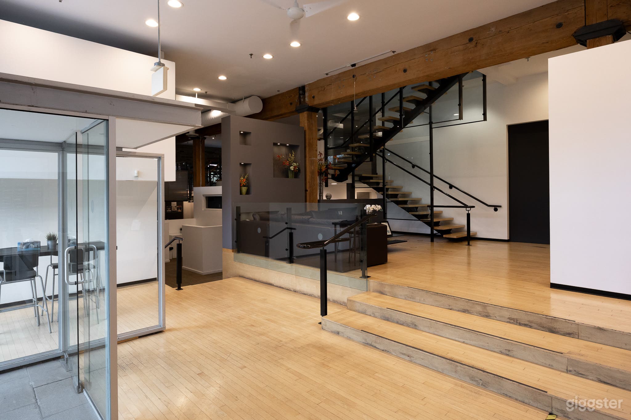 Main Entry Space / Reception / Lounge / Waiting Area