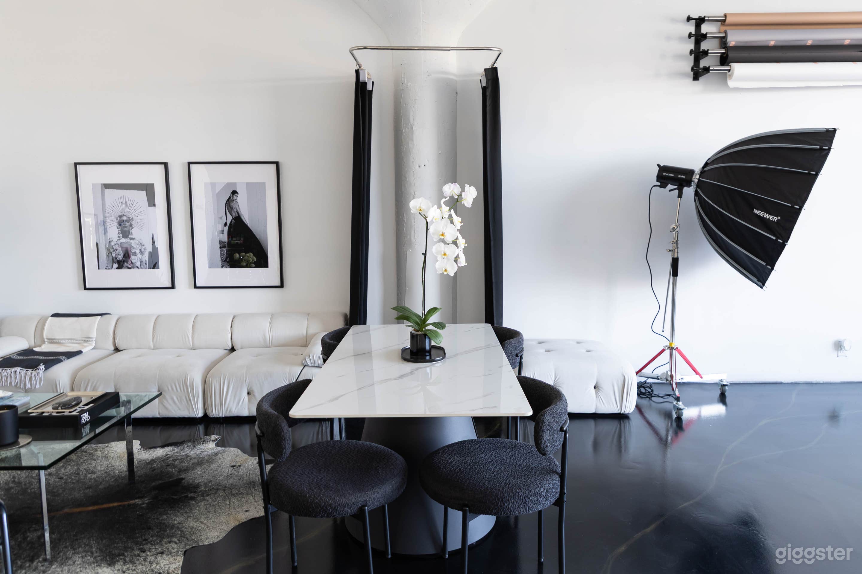 ALL INCLUSIVE BRIGHT DTLA CREATIVE PHOTO STUDIO Photo 4