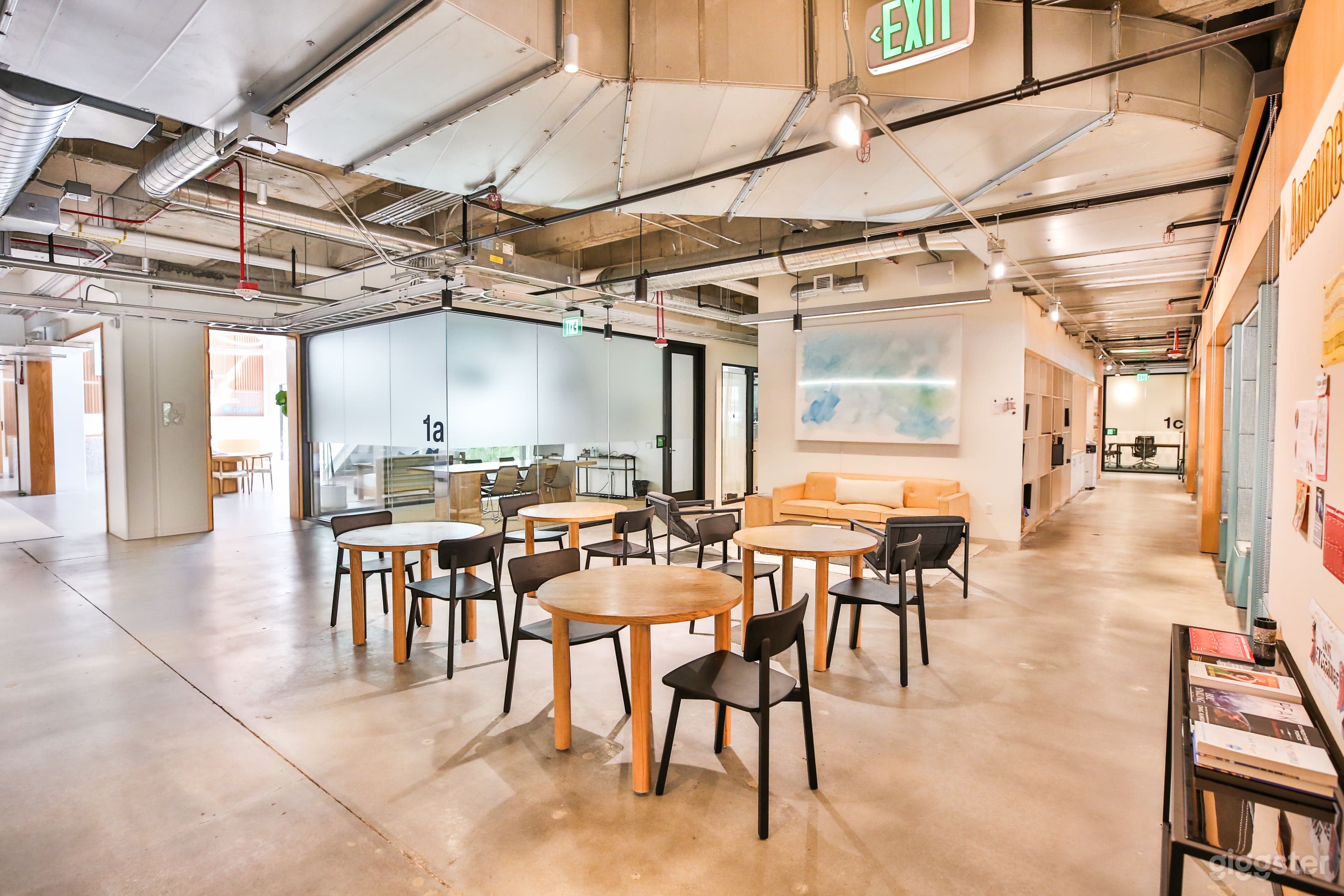Additional community space for overflow.