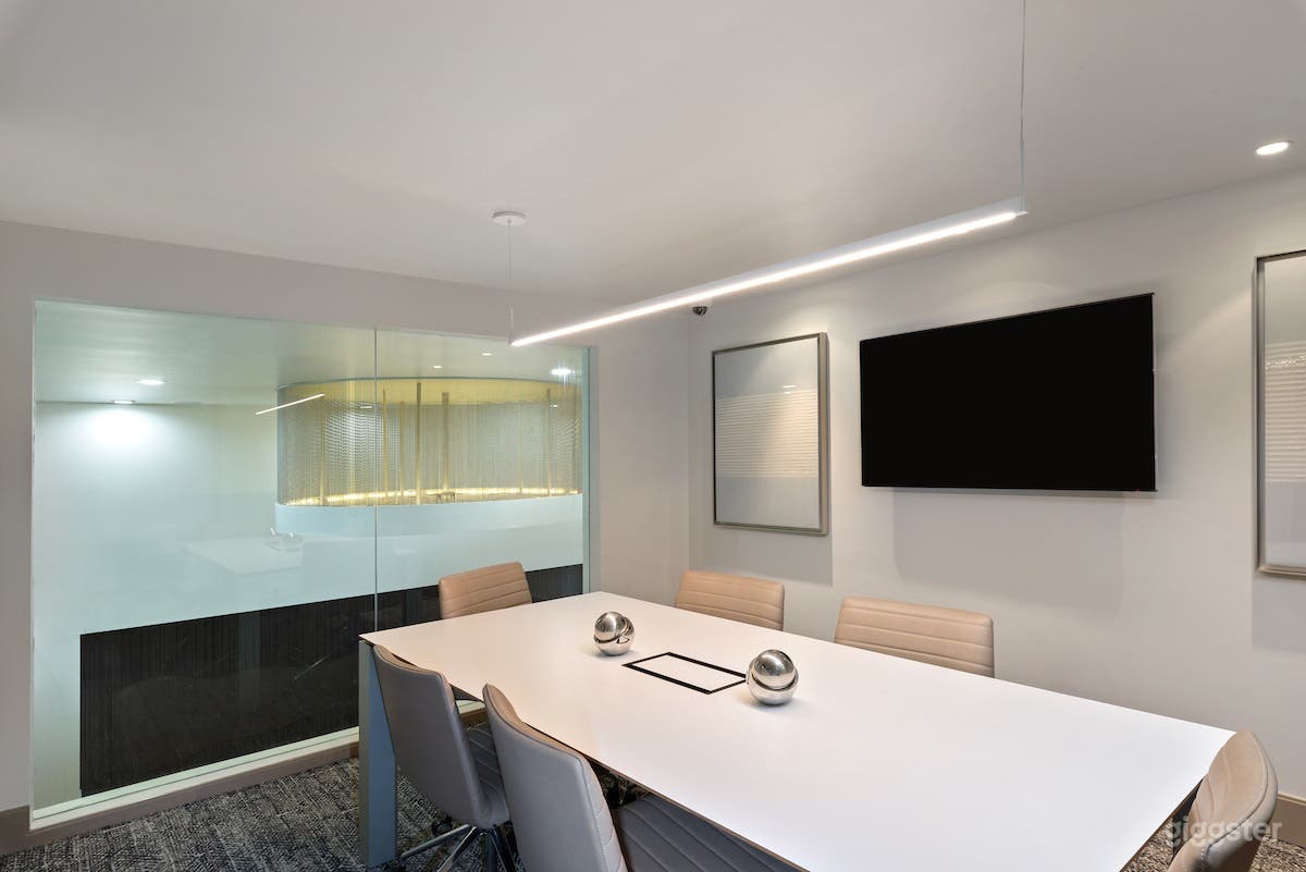 Mod Conference Room in Huntington Beach Photo 1