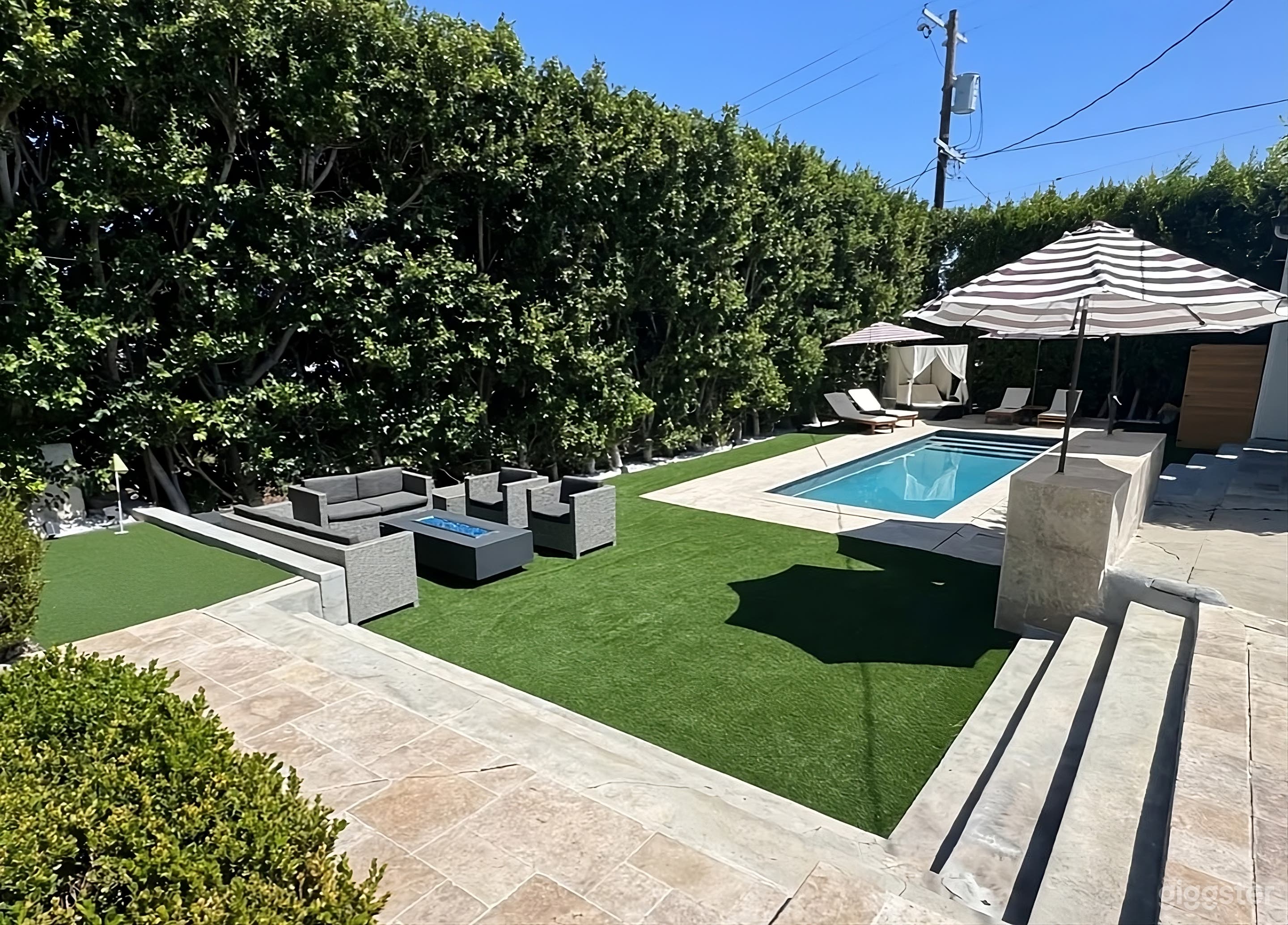 Pristine Luxury Backyard Photo 3