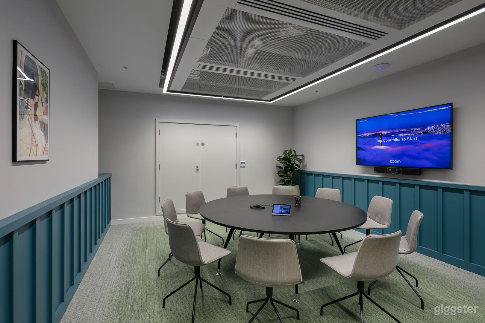 The Library Meeting Room  Photo 1