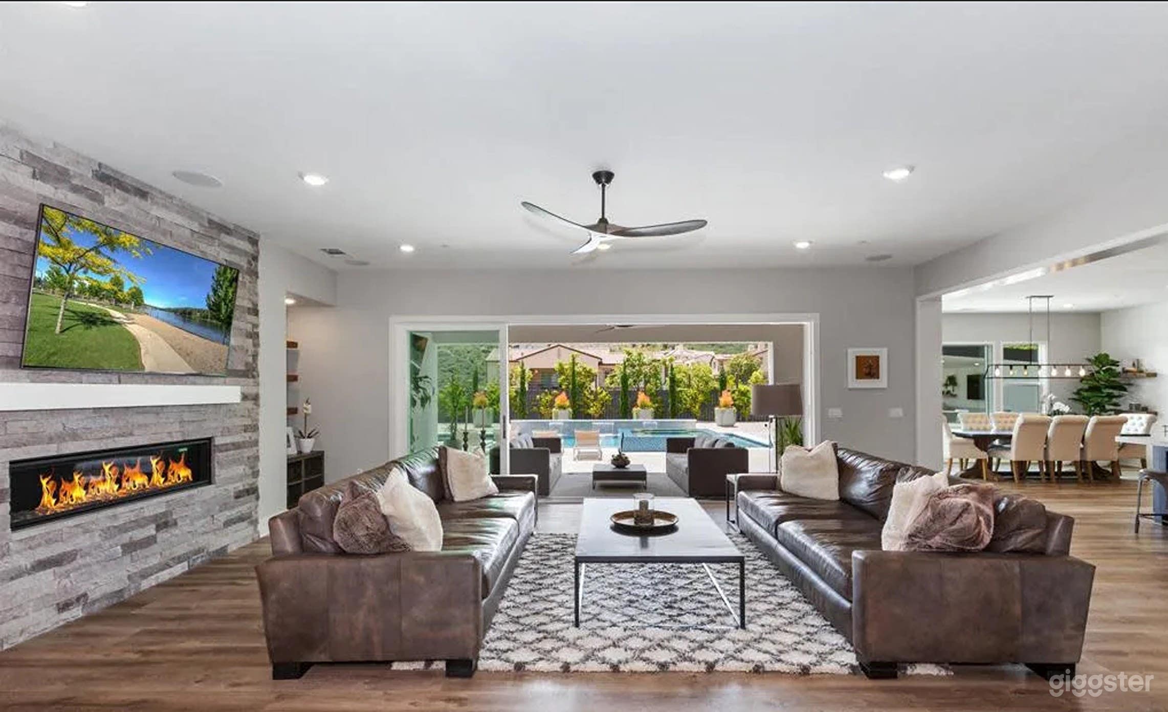 Breathtaking Home w/Remarkable Outdoor Space Photo 2