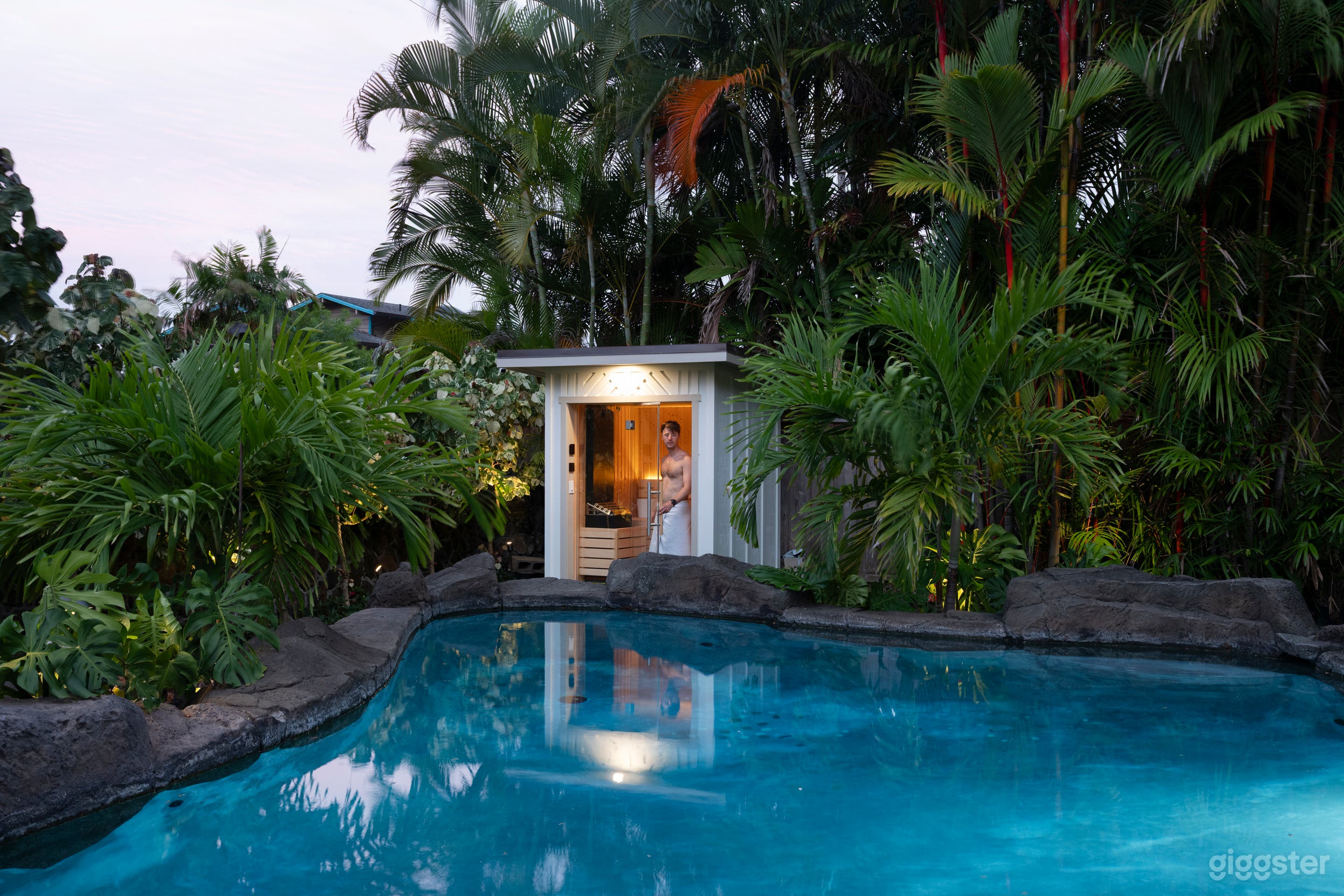 Lanikai Luxury Estate with Pool, Sauna & Cold Plunge Photo 4